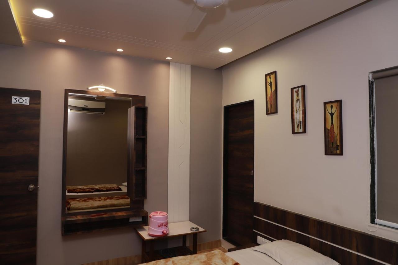 Hotel Darshan Amreli Dış mekan fotoğraf