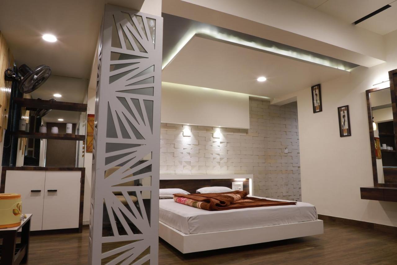 Hotel Darshan Amreli Dış mekan fotoğraf
