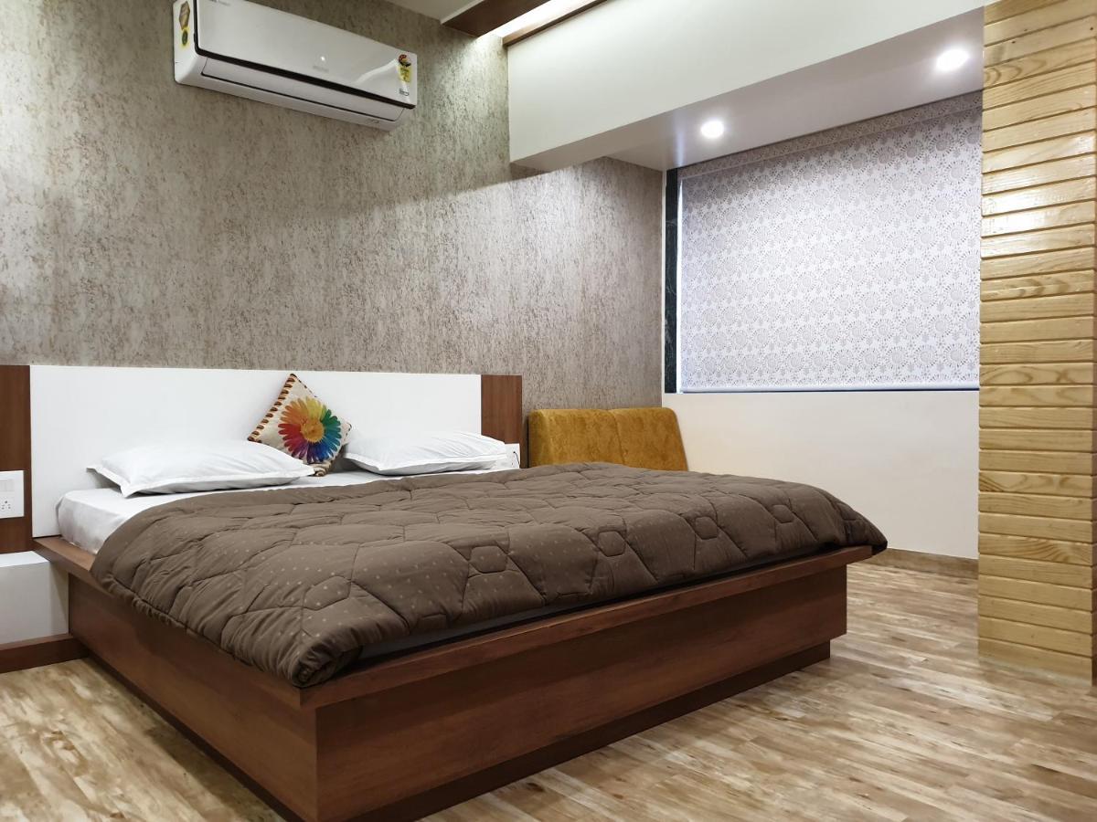 Hotel Darshan Amreli Dış mekan fotoğraf