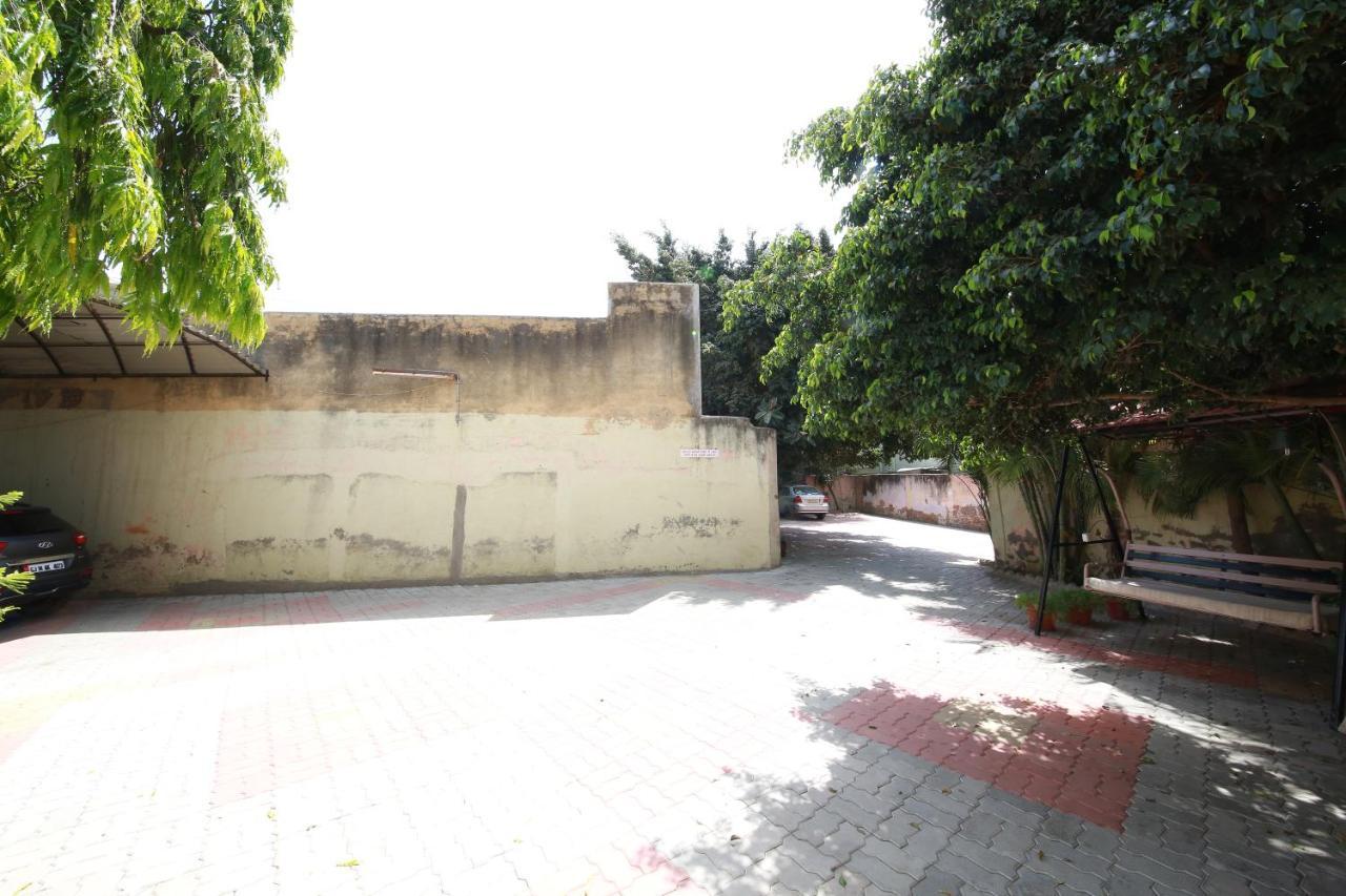Hotel Darshan Amreli Dış mekan fotoğraf