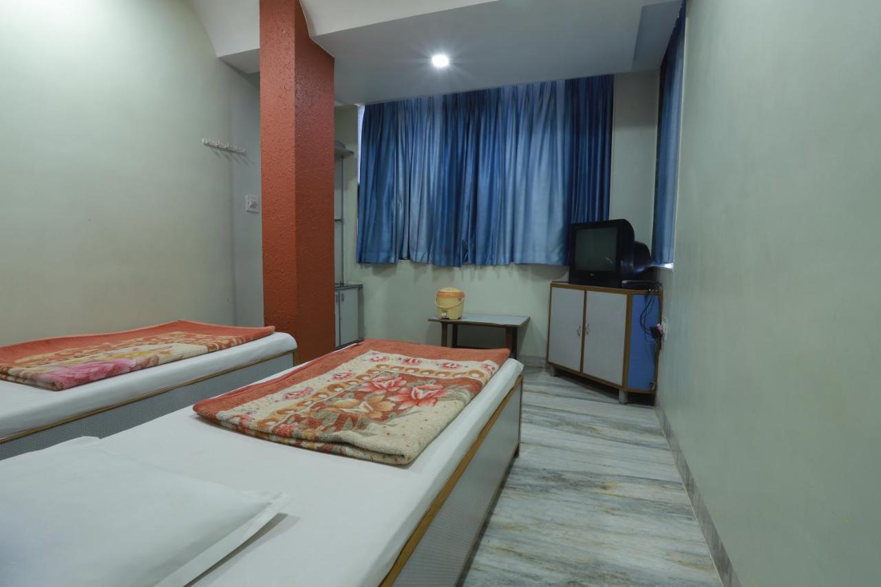 Hotel Darshan Amreli Dış mekan fotoğraf